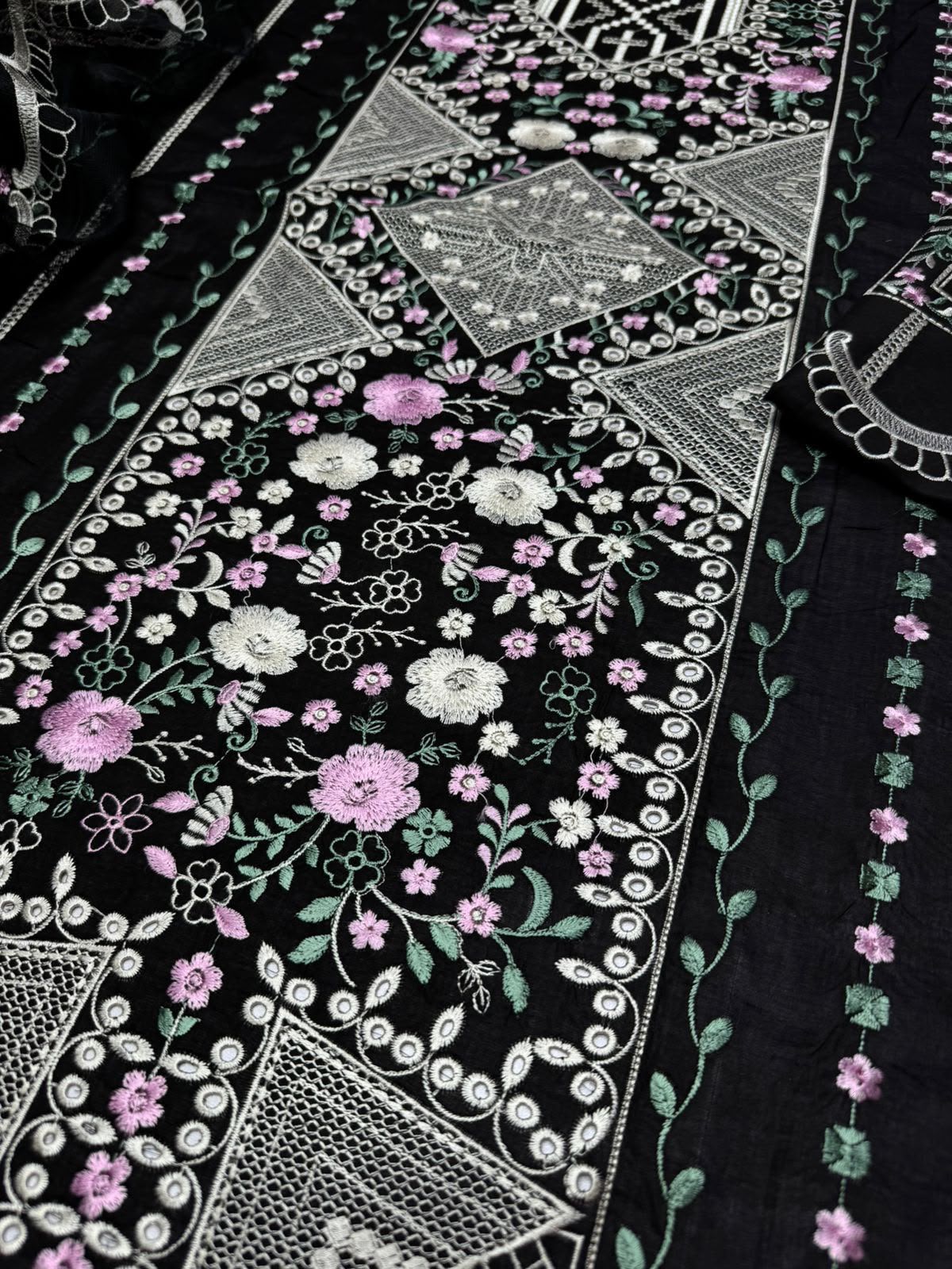 Midnight Pastel – 3pc unstitched Embroidered Lawn Suit (Inspired by Bin Ilyas CB-4129)