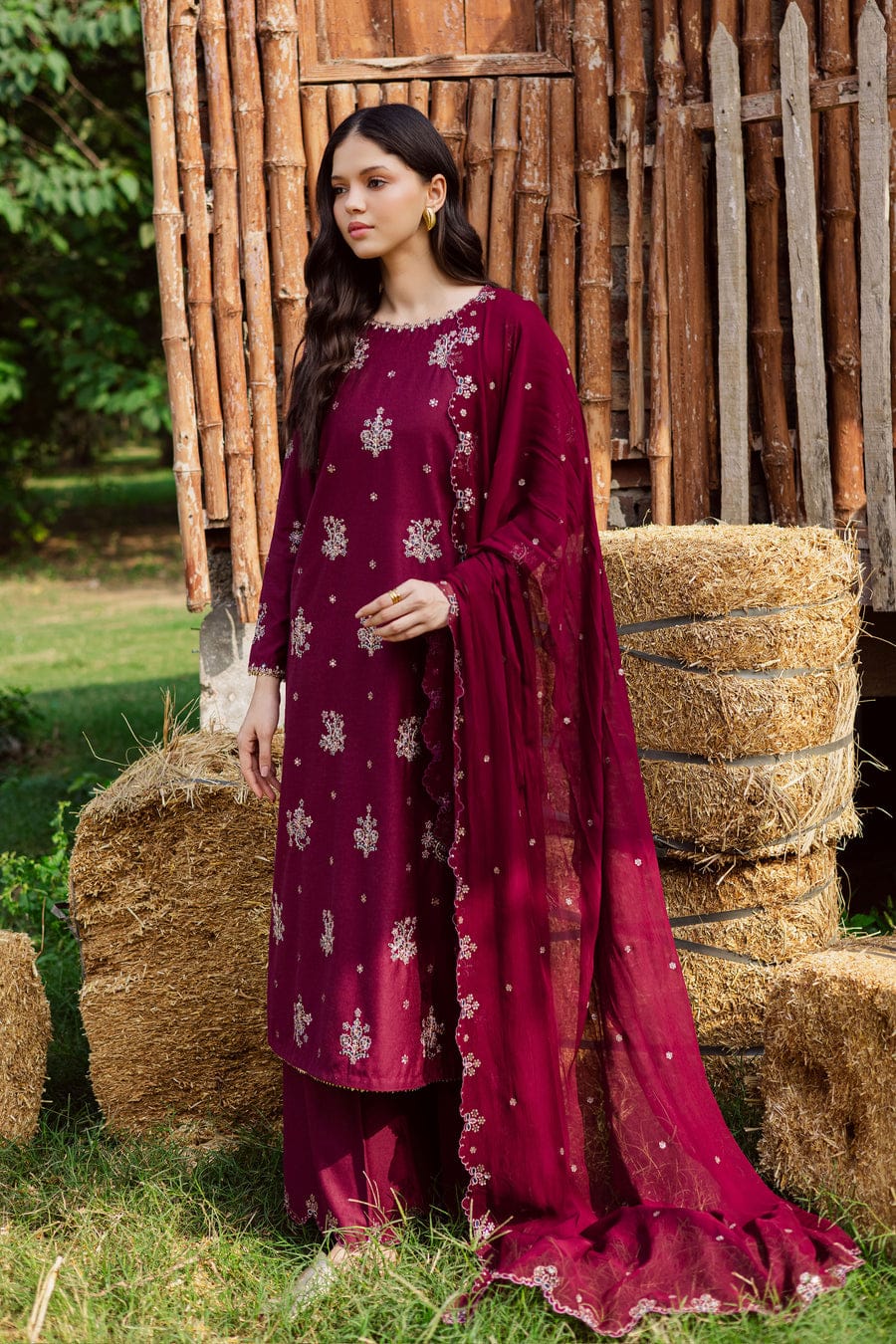Magenta Muse – 3pc unstitched Embroidered Lawn Suit (Inspired by Batik HB-194333)