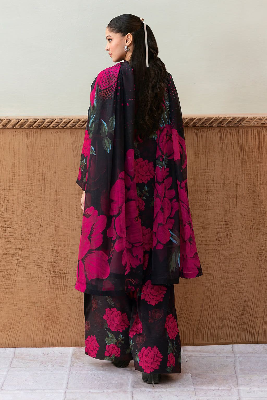 Midnight Bloom — 3-Piece unstitched Printed Lawn Suit
Inspired by Ethnic