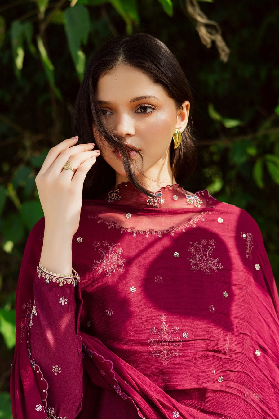 Magenta Muse – 3pc unstitched Embroidered Lawn Suit (Inspired by Batik HB-194333)